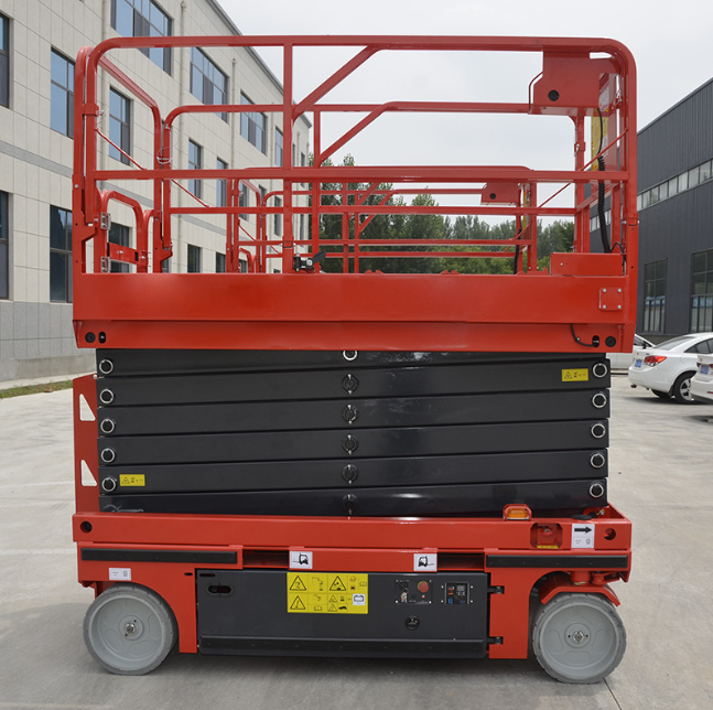 万载自行走升降机